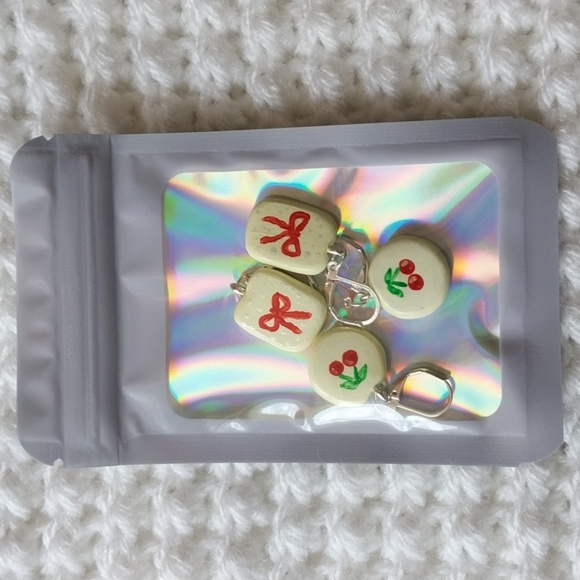 Red Bow and Cherry Handmade Crochet Knitting Stitch Markers Progress Keepers Set - Picture 9 of 9